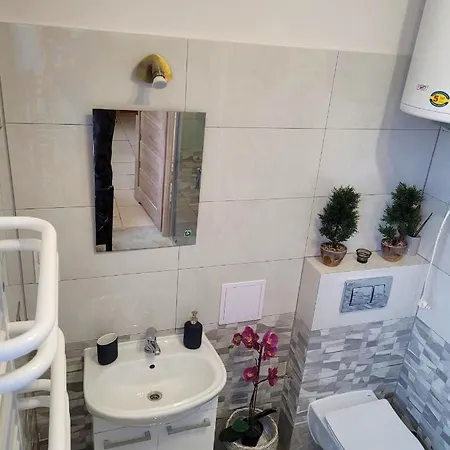 Miracool Apartament Lägenhet *
