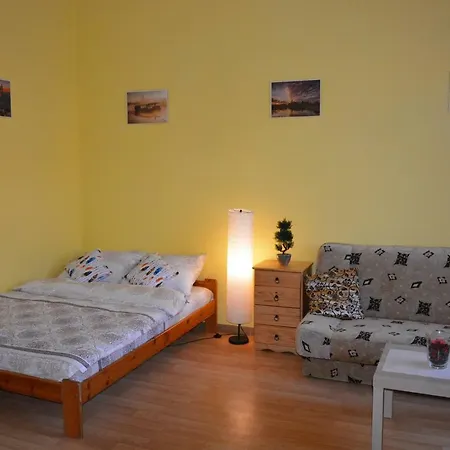 Lägenhet Miracool Apartament *