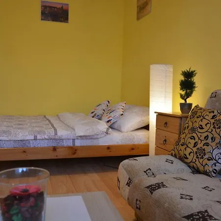 Lägenhet Miracool Apartament *